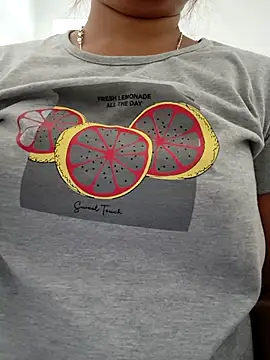 Snapshot of Fantasy_Queen94 chatting on 02/09/26, 03:10 Fantasy Queen94 online show from 02/09/26, 03:10