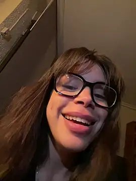 Snapshot of Brigitte01 chatting on 05/13/26, 10:27 Brigitte01 online show from 05/13/26, 10:27