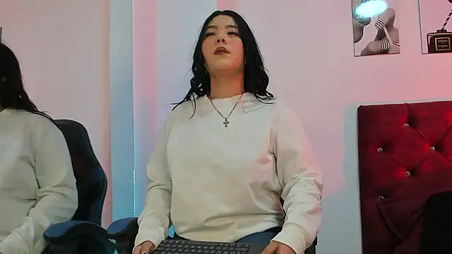 Madison Rosee online show from 03/27/26, 01:00