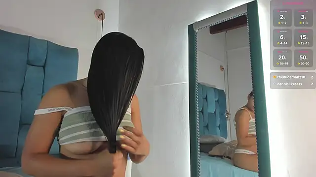 Snapshot of venezolana__caro chatting on 05/27/26, 12:02 venezolana caro online show from 05/27/26, 12:02