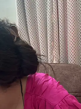 raavigirl online show from 05/18/26, 12:00