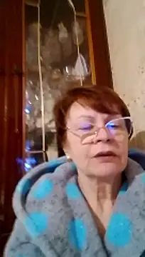 SophieBurns online show from 02/11/26, 02:22