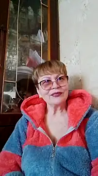 Snapshot of SophieBurns chatting on 04/18/26, 10:19 SophieBurns online show from 04/18/26, 10:19