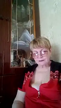 Snapshot of SophieBurns chatting on 06/18/26, 09:47 SophieBurns online show from 06/18/26, 09:47