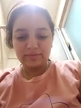 MajoArias online show from 03/15/26, 05:52