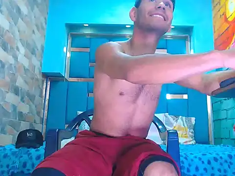 warmNoah online show from 02/21/26, 03:02