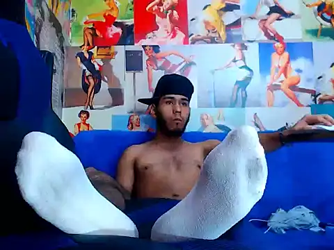 warmNoah online show from 04/15/26, 07:58