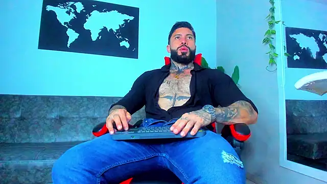 Snapshot of Alessrose chatting on 02/26/26, 07:35 Alessrose online show from 02/26/26, 07:35