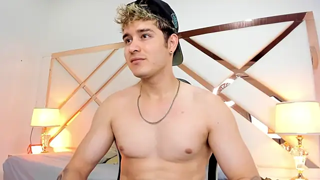 rayan linxx online show from 04/16/26, 07:47