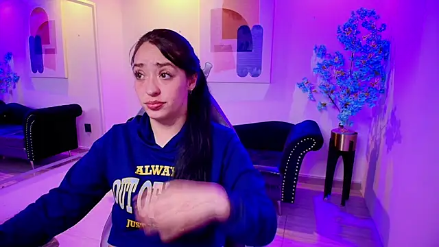 Snapshot of Alanna__scott chatting on 04/01/26, 03:40 Alanna scott online show from 04/01/26, 03:40