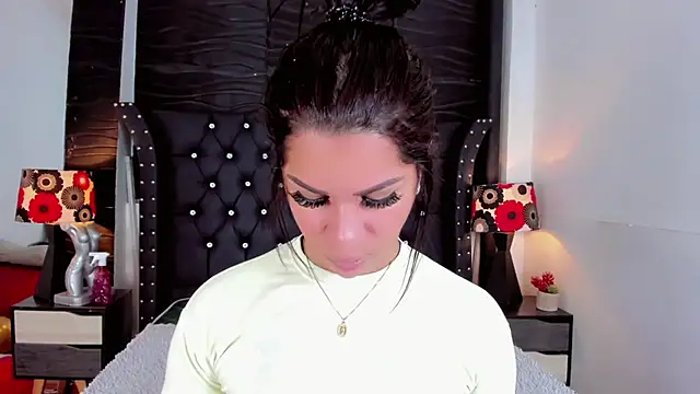 Snapshot of Makeyla_Fox_ chatting on 02/27/26, 12:49 Makeyla Fox online show from 02/27/26, 12:49