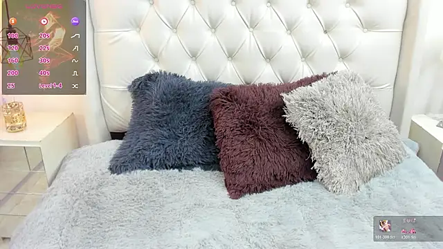 Snapshot of lucyscay_ chatting on 03/08/26, 09:18 lucyscay online show from 03/08/26, 09:18