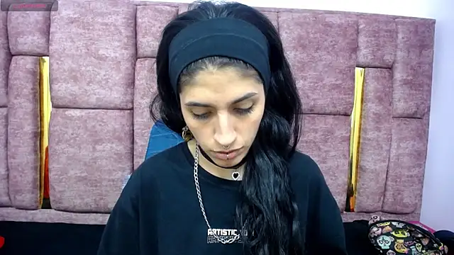 FRANCESCA LOVE  online show from 05/15/26, 03:02