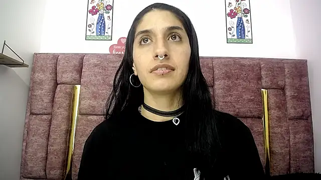 Snapshot of FRANCESCA_LOVE_ chatting on 06/19/26, 04:50 FRANCESCA LOVE online show from 06/19/26, 04:50