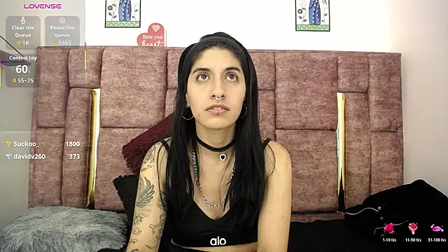 Snapshot of FRANCESCA_LOVE_ chatting on 06/28/26, 01:00 FRANCESCA LOVE online show from 06/28/26, 01:00