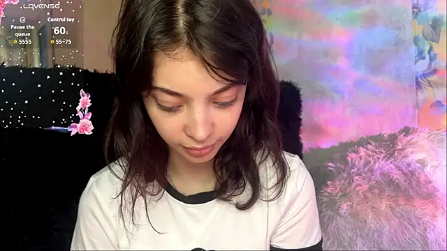 Snapshot of CassyVixen chatting on 07/18/26, 04:33 CassyVixen online show from 07/18/26, 04:33