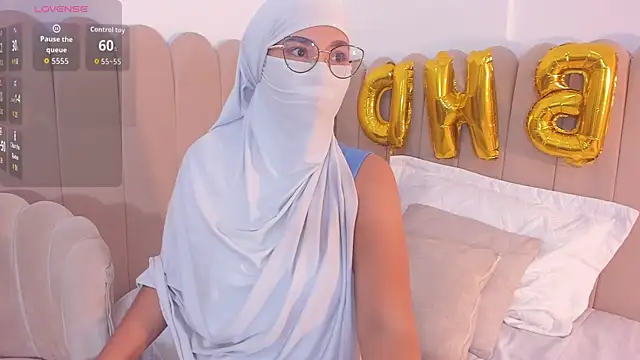  amisha online show from 04/17/26, 11:46