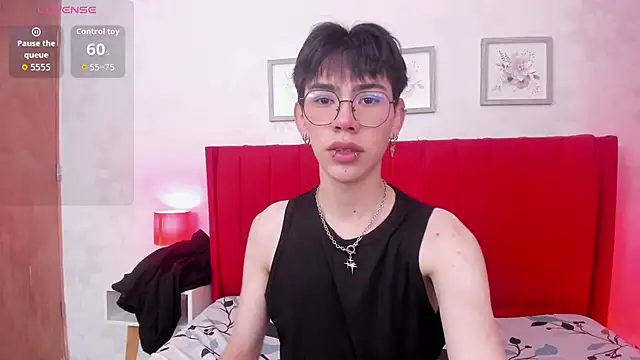 Demian Hush online show from 03/04/26, 03:01