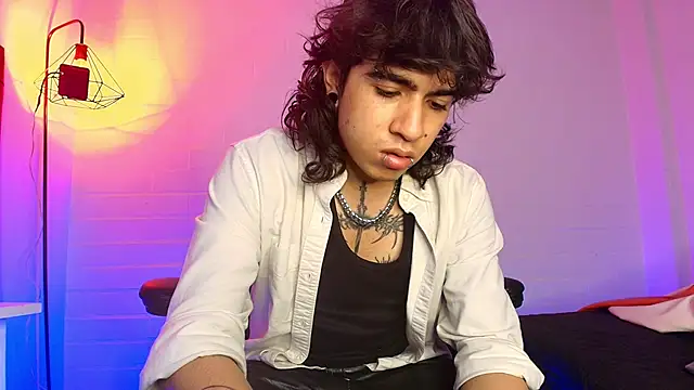 Snapshot of Axell_Kussh chatting on 03/09/26, 10:03 Axell Kussh online show from 03/09/26, 10:03