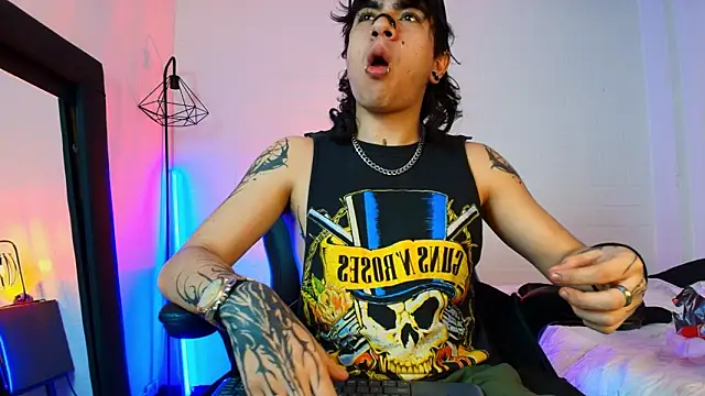 Snapshot of Axell_Kussh chatting on 03/28/26, 03:50 Axell Kussh online show from 03/28/26, 03:50