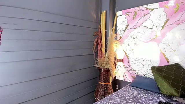 Snapshot of Nahomii__Doll chatting on 04/08/26, 08:31 Nahomii Doll online show from 04/08/26, 08:31