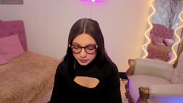 MAHYRA TAY online show from 03/04/26, 07:09