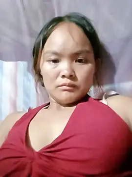 Snapshot of Luminana chatting on 06/29/26, 01:11 Luminana online show from 06/29/26, 01:11