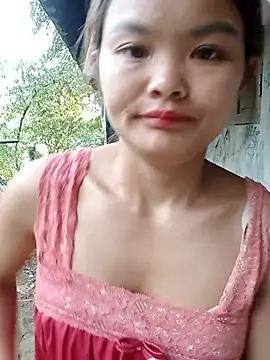 Snapshot of Luminana chatting on 07/20/26, 11:51 Luminana online show from 07/20/26, 11:51