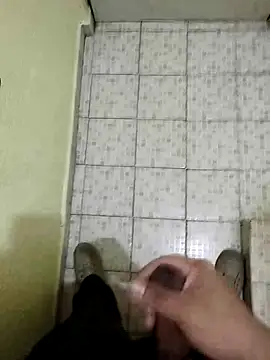 Snapshot of ivanverga14cm chatting on 02/19/26, 05:14 ivanverga14cm online show from 02/19/26, 05:14