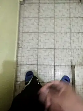 Snapshot of ivanverga14cm chatting on 04/08/26, 05:51 ivanverga14cm online show from 04/08/26, 05:51