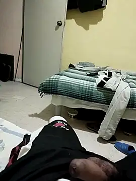 Snapshot of ivanverga14cm chatting on 04/12/26, 01:10 ivanverga14cm online show from 04/12/26, 01:10