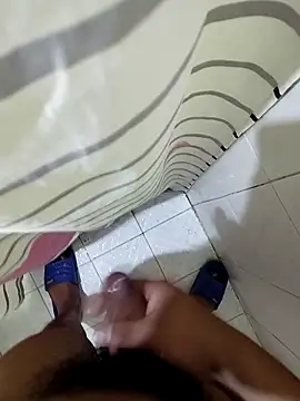 Snapshot of ivanverga14cm chatting on 04/19/26, 12:00 ivanverga14cm online show from 04/19/26, 12:00