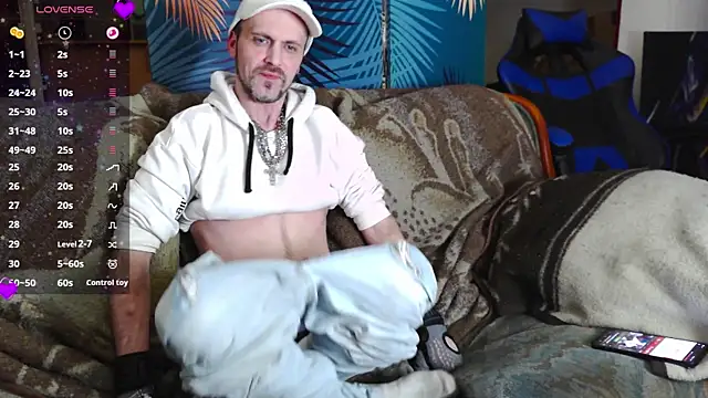 Snapshot of SwatRocShy chatting on 02/09/26, 09:08 SwatRocShy online show from 02/09/26, 09:08