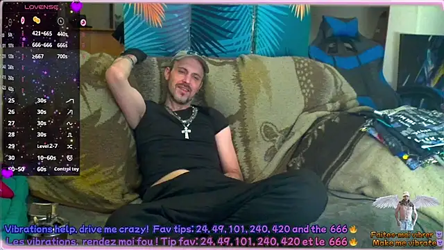 Snapshot of SwatRocShy chatting on 02/26/26, 07:29 SwatRocShy online show from 02/26/26, 07:29