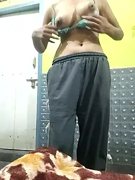 Snapshot of Anika6 chatting on 02/20/26, 02:28 Anika6 online show from 02/20/26, 02:28