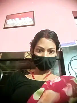 Snapshot of BIG_QWEEN_NO1 chatting on 03/06/26, 10:28 BIG QWEEN NO1 online show from 03/06/26, 10:28