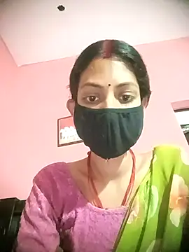 Snapshot of BIG_QWEEN_NO1 chatting on 03/11/26, 09:04 BIG QWEEN NO1 online show from 03/11/26, 09:04