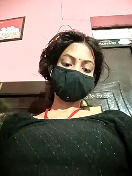 Snapshot of BIG_QWEEN_NO1 chatting on 04/12/26, 12:15 BIG QWEEN NO1 online show from 04/12/26, 12:15