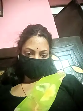 Snapshot of BIG_QWEEN_NO1 chatting on 04/24/26, 08:06 BIG QWEEN NO1 online show from 04/24/26, 08:06