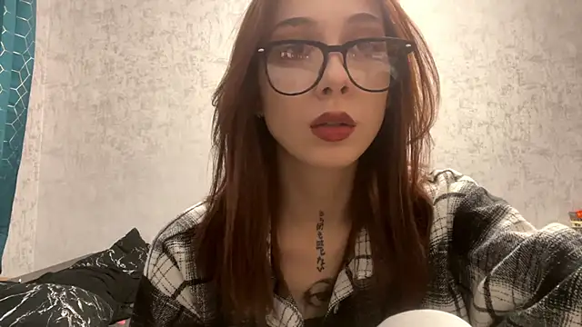 JulissaJoly online show from 02/15/26, 12:03