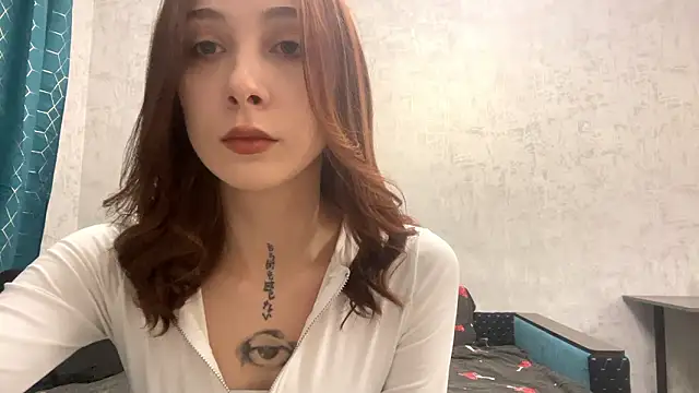 JulissaJoly online show from 02/17/26, 01:18