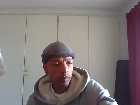 Snapshot of lavelle26 chatting on 04/02/26, 08:45 lavelle26 online show from 04/02/26, 08:45
