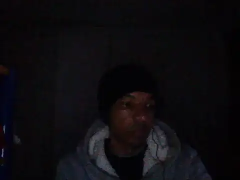 Snapshot of lavelle26 chatting on 04/13/26, 03:28 lavelle26 online show from 04/13/26, 03:28