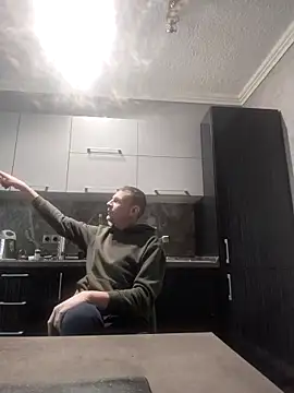 Boltlowq online show from 02/15/26, 08:24