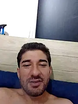 Snapshot of Camilo696903 chatting on 06/08/26, 10:54 Camilo696903 online show from 06/08/26, 10:54