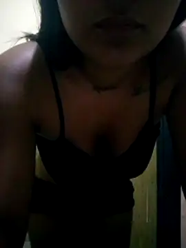 Zoe Renata online show from 05/13/26, 08:12