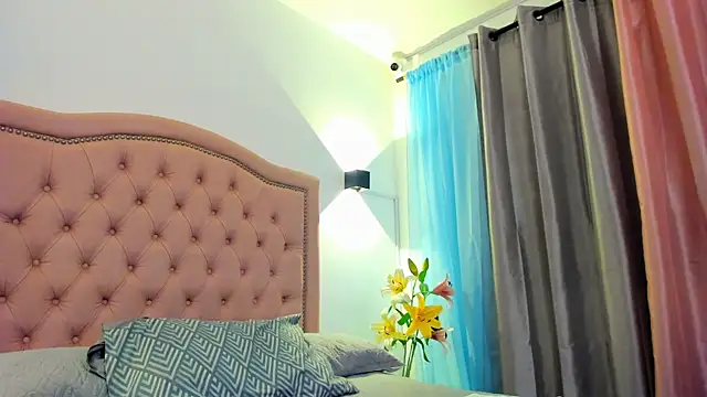 Abbieforero online show from 02/18/26, 07:21