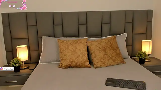 Amelie Belle  online show from 02/23/26, 01:41