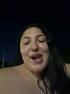 Snapshot of Amber_Sinn chatting on 06/23/26, 07:12 Amber Sinn online show from 06/23/26, 07:12