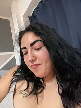 Snapshot of Amber_Sinn chatting on 07/30/26, 03:44 Amber Sinn online show from 07/30/26, 03:44